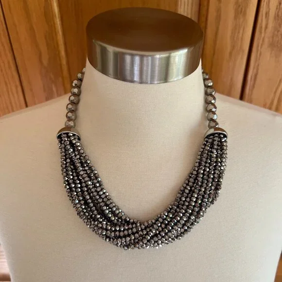 TALBOTS - Torsade Statement Necklace -- Excellent Condition - Picture 2 of 7